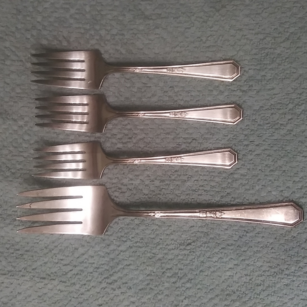 Wm. Rogers & Son AA vintage flatware